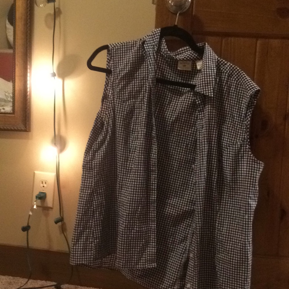 Button up tank top